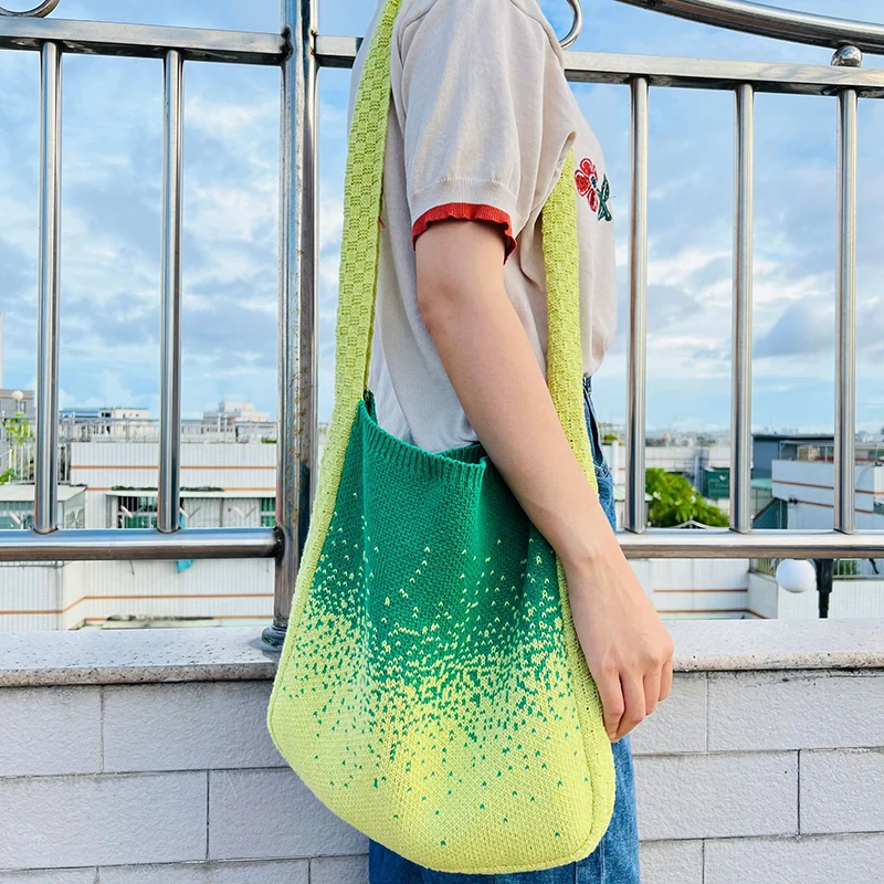 Ellovado 2023 Новая вязаная сумка в стиле ретро, сетчатая выдолбленная тканая сумка, женская сумка на плечо в нежном стиле, сумочка из искусственной шерсти - 4