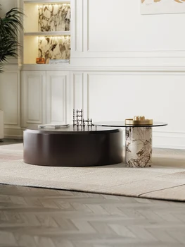 Итальянский минималистичный интернет, черный чайный столик, легкая роскошь, простая современная гостиная, небольшое домашнее хозяйство, круговая комбинация