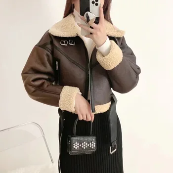 Куртки для женщин 2023, зимняя короткая водолазка, меховая мотоциклетная куртка из искусственной кожи, женская винтажная куртка с меховым воротником из ягненка, женская куртка