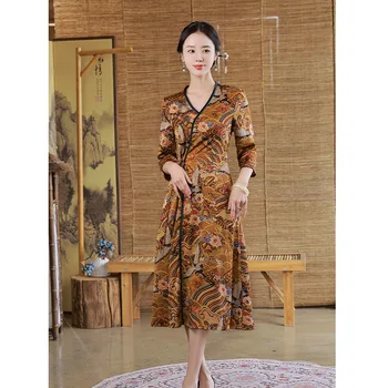Улучшите Традиционное Женское Свадебное платье Ципао в Китайском стиле с V-образным вырезом и рукавом Семь точек, Атласным Принтом Трапециевидной формы Cheongsam